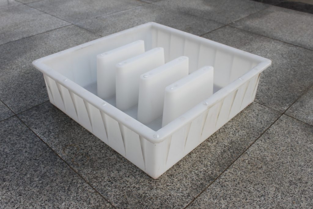 側(cè)排水蓋板模具相關應用